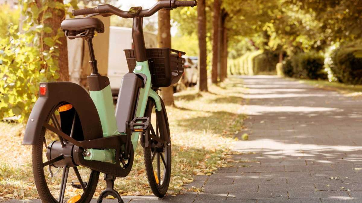 The Biggest Health Benefits of Electric Bikes