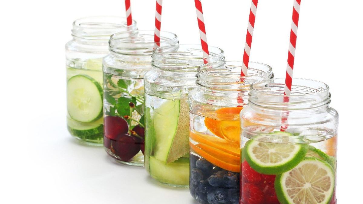Wellhealthorganic.Com: How-Detox-Water-Works-In-Reducing-Weight, Know In Depth!